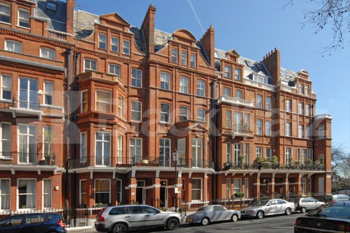 			NEW INSTRUCTION, 2 Bedroom, 1 bath, 1 reception Maisonette			 Cranley Gardens, South Kensington/Gloucester Road